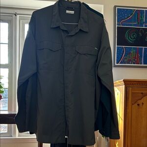 Columbia Men's Black long sleeve button down